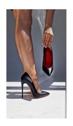 BLACK LEATHER SHOES WITH RED INSOLE