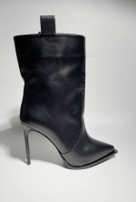 BLACK GENUINE LEATHER ANKLE BOOTS WITH A STABLE HEEL
